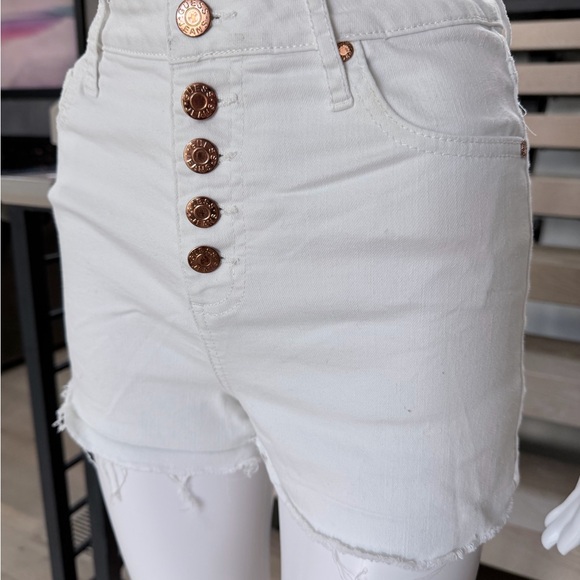 Guess White Button-Up High Waisted Denim Shorts with Rosegold buttons size S - Picture 4 of 6